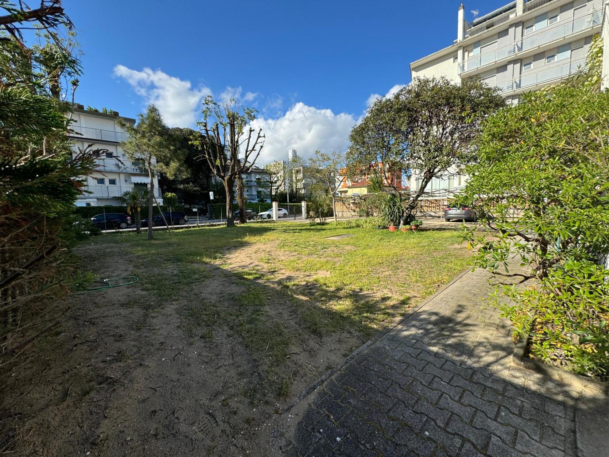 App4Rent Villa Zanetti - Appartamenti Con Spiaggia Privata Frontemare Lido di Jesolo Zewnętrze zdjęcie